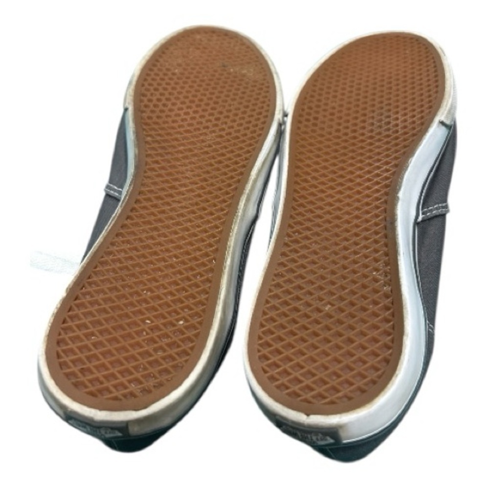 Classic Gray Vans Canvas Men's Shoes - Picture 6 of 8